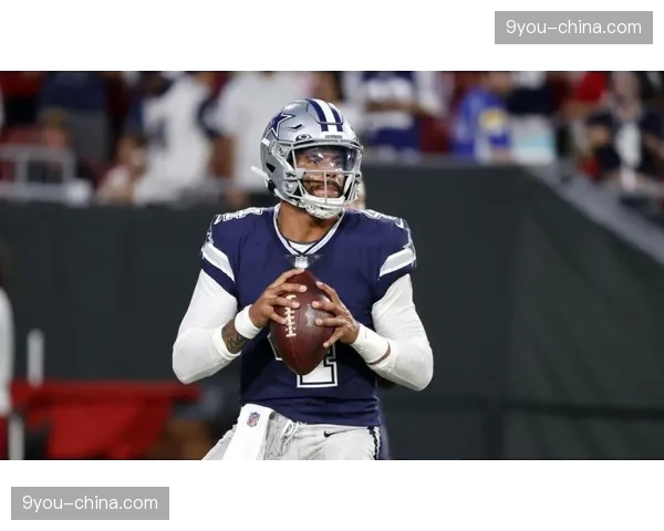 自由市场动态：NFL明星四分卫达克·普雷斯科特与达拉斯牛仔完成续约