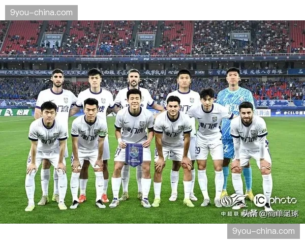 天津津门虎压哨签下克罗地亚中场马塔斯，已完成注册